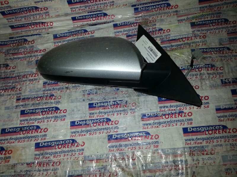 Recambio de retrovisor derecho para nissan primera berlina (p12) acenta referencia OEM IAM 96301AU480  