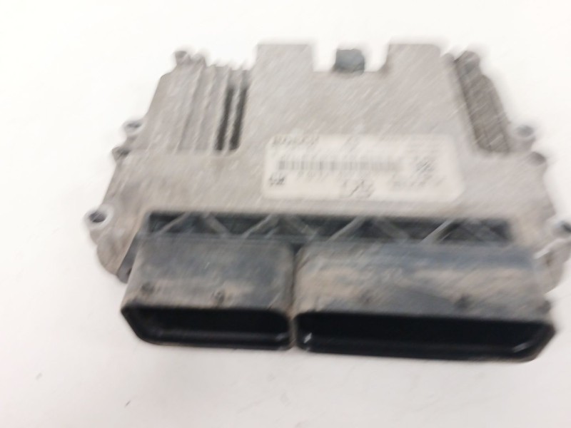 Recambio de centralita motor uce para opel astra h gtc (a04) 1.7 cdti (l08) referencia OEM IAM 0281012694 592171282 55560810