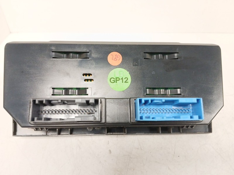 Recambio de mando calefaccion / aire acondicionado para opel astra h gtc (a04) 1.7 cdti (l08) referencia OEM IAM 13231052  