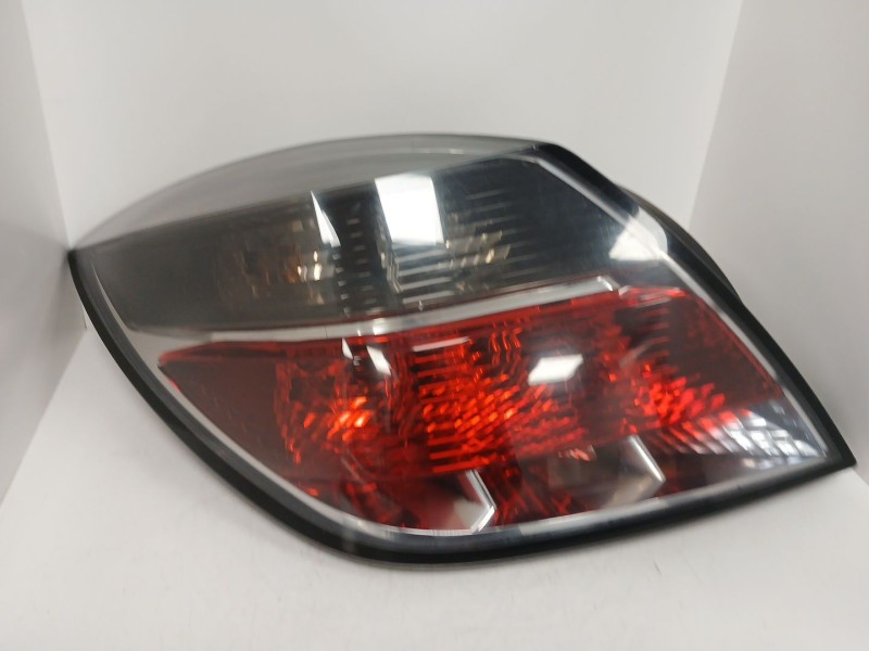 Recambio de piloto trasero izquierdo para opel astra h gtc (a04) 1.7 cdti (l08) referencia OEM IAM   