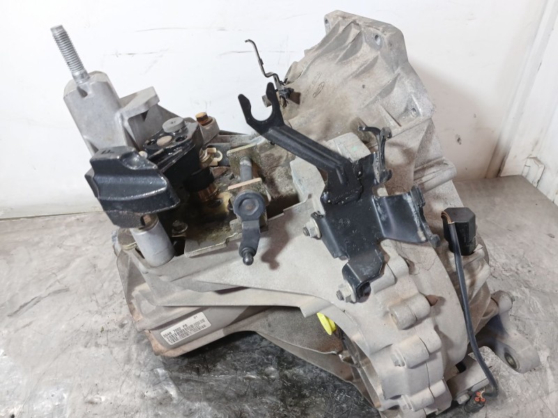Recambio de caja cambios para ford focus i (daw, dbw) 1.8 tdci referencia OEM IAM 2S4R7002PB  