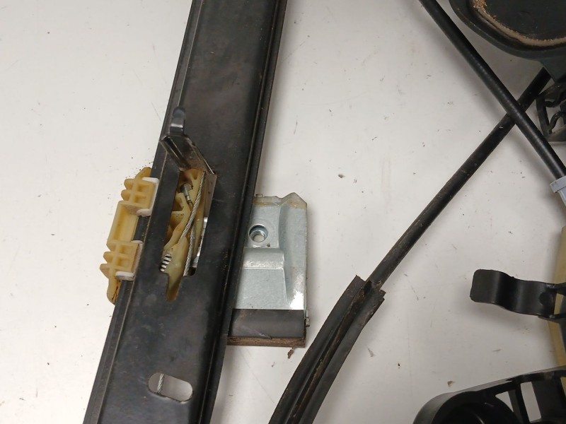 Recambio de elevalunas delantero izquierdo para seat leon (1p1) 1.4 tsi referencia OEM IAM 1T0959701AD  1P0837401M