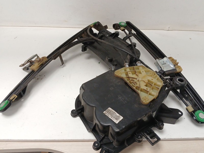 Recambio de elevalunas delantero izquierdo para seat leon (1p1) 1.4 tsi referencia OEM IAM 1T0959701AD  1P0837401M