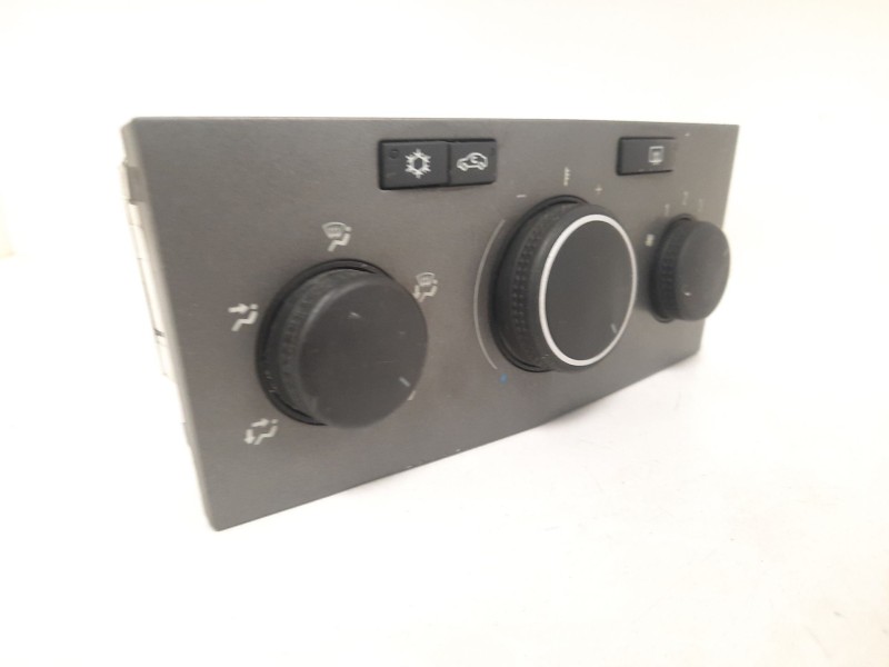 Recambio de mando calefaccion / aire acondicionado para opel astra h berlina 1.4 16v referencia OEM IAM 13122974  