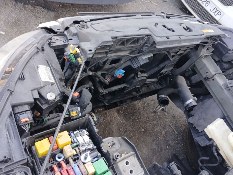 Recambio de paragolpes delantero para peugeot 308 ii (lb_, lp_, lw_, lh_, l3_) 1.6 hdi / bluehdi 115 referencia OEM IAM   