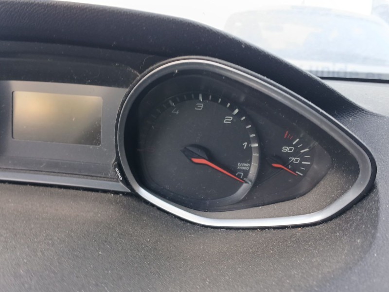 Recambio de cuadro instrumentos para peugeot 308 ii (lb_, lp_, lw_, lh_, l3_) 1.6 hdi / bluehdi 115 referencia OEM IAM   