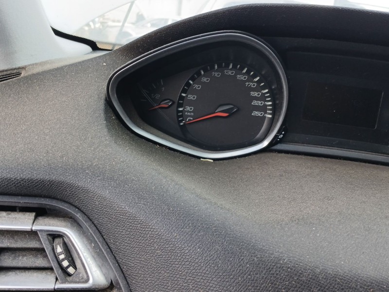 Recambio de cuadro instrumentos para peugeot 308 ii (lb_, lp_, lw_, lh_, l3_) 1.6 hdi / bluehdi 115 referencia OEM IAM   