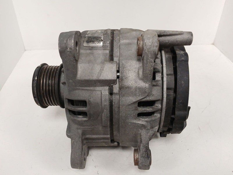 Recambio de alternador para audi a4 b7 avant (8ed) 2.0 tdi referencia OEM IAM   