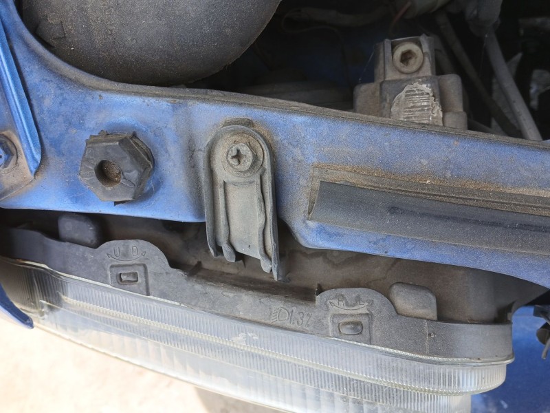 Recambio de faro derecho para suzuki jimny todo terreno, abierta (sn) 1.3 (sn413) referencia OEM IAM   