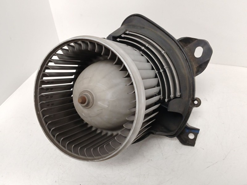 Recambio de motor calefaccion para opel corsa d (s07) 1.3 cdti (l08, l68) referencia OEM IAM   