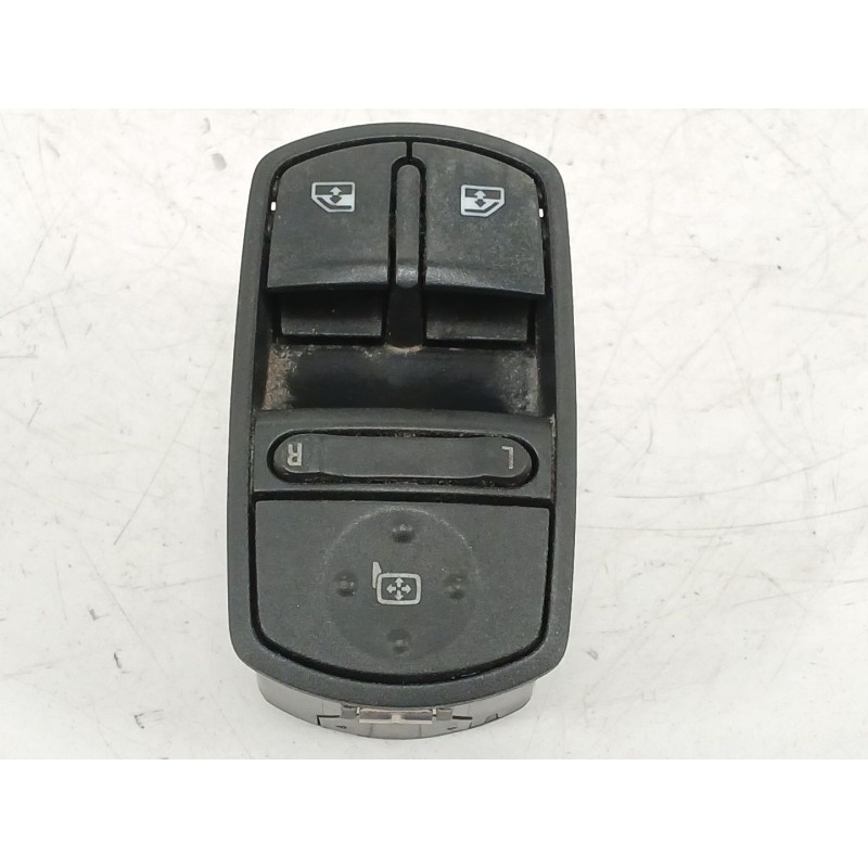 Recambio de mando elevalunas delantero izquierdo para opel corsa d (s07) 1.3 cdti (l08, l68) referencia OEM IAM 13258521AA  