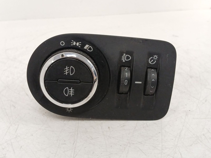 Recambio de mando luces para opel corsa d (s07) 1.3 cdti (l08, l68) referencia OEM IAM 13310331  321410