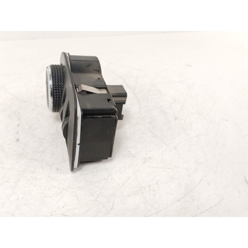 Recambio de mando luces para opel corsa d (s07) 1.3 cdti (l08, l68) referencia OEM IAM 13310331  321410