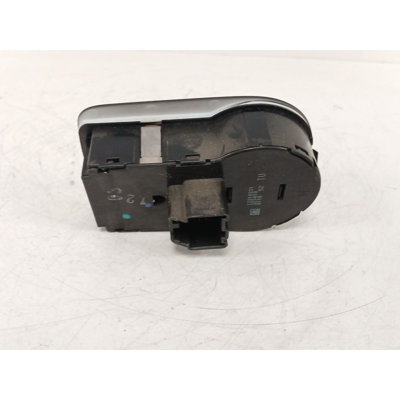 Recambio de mando luces para opel corsa d (s07) 1.3 cdti (l08, l68) referencia OEM IAM 13310331  321410