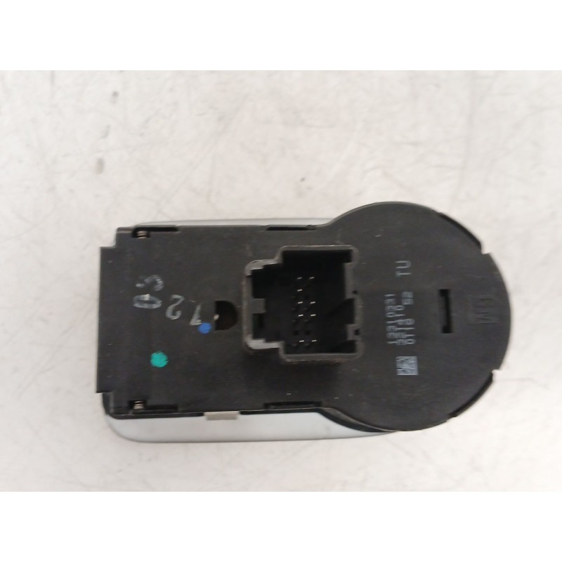 Recambio de mando luces para opel corsa d (s07) 1.3 cdti (l08, l68) referencia OEM IAM 13310331  321410