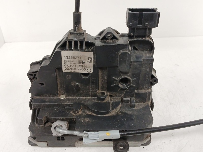 Recambio de cerradura puerta delantera izquierda para opel corsa d (s07) 1.3 cdti (l08, l68) referencia OEM IAM 13258271 0325407