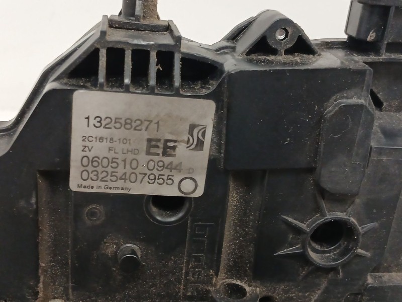Recambio de cerradura puerta delantera izquierda para opel corsa d (s07) 1.3 cdti (l08, l68) referencia OEM IAM 13258271 0325407