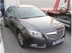 opel insignia a sedán (g09) del año 2009