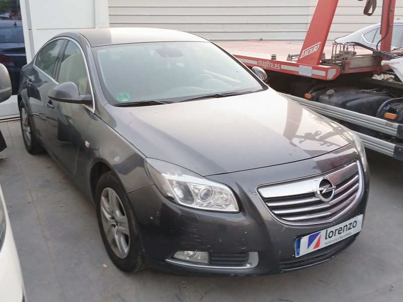 opel insignia a sedán (g09) del año 2009