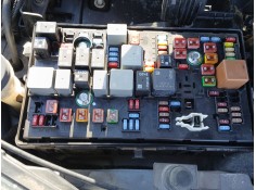 Recambio de caja reles / fusibles para opel insignia a sedán (g09) 1.8 (69) referencia OEM IAM   