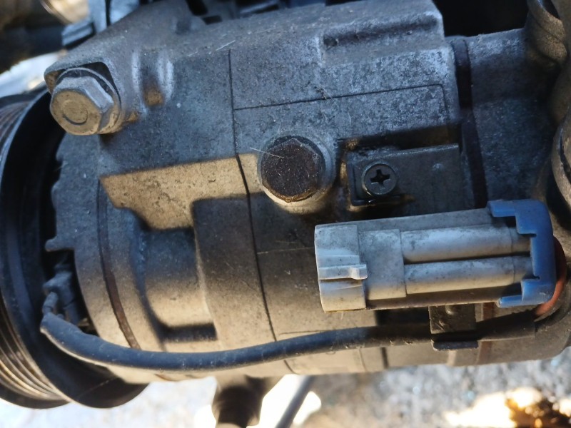 Recambio de compresor aire acondicionado para opel insignia a sedán (g09) 1.8 (69) referencia OEM IAM 13220078  