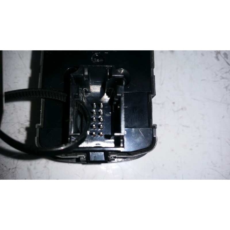 Recambio de mando elevalunas delantero izquierdo para opel vectra c berlina comfort referencia OEM IAM 687833988 09185954 03097T