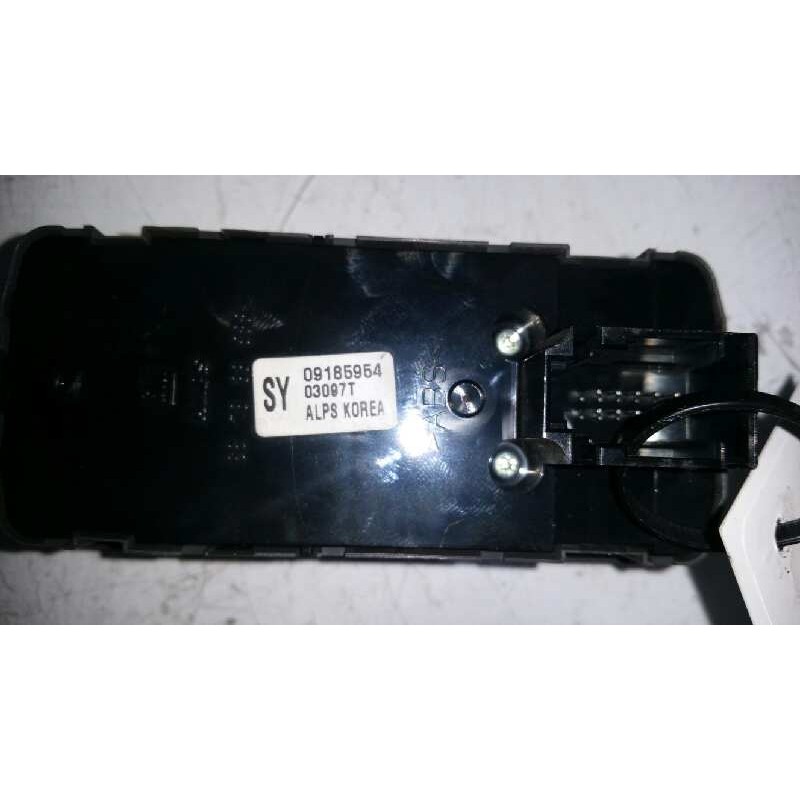 Recambio de mando elevalunas delantero izquierdo para opel vectra c berlina comfort referencia OEM IAM 687833988 09185954 03097T