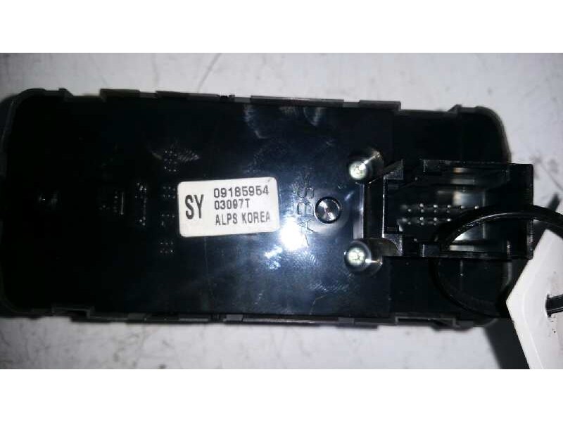 Recambio de mando elevalunas delantero izquierdo para opel vectra c berlina comfort referencia OEM IAM 687833988 09185954 03097T