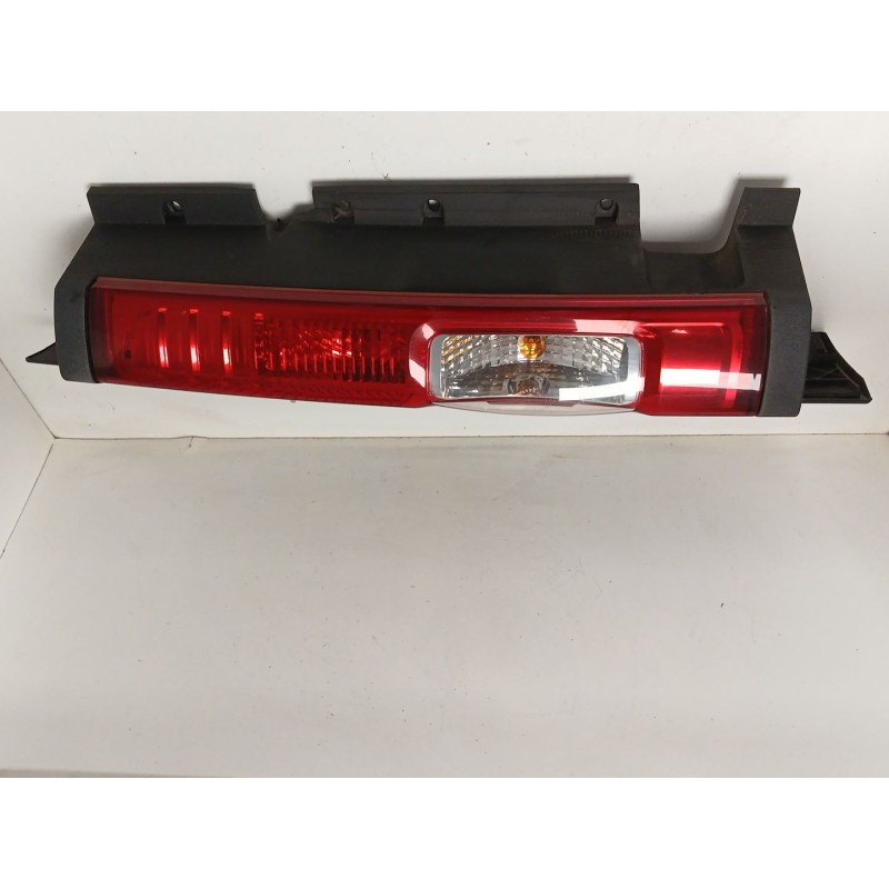 Recambio de piloto trasero izquierdo para renault trafic ii furgoneta (fl) 2.0 dci 115 (fl01, fl0u) referencia OEM IAM   