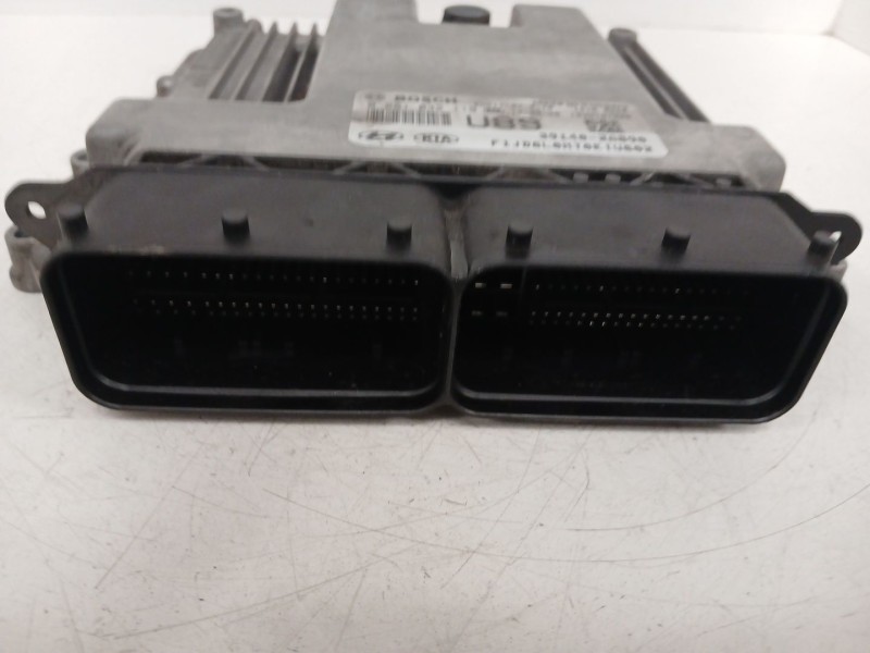 Recambio de centralita motor uce para kia cee´d (jd) 1.6 crdi 110 referencia OEM IAM 0281032119  