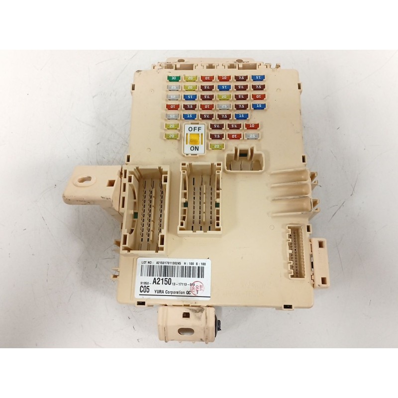 Recambio de caja reles / fusibles para kia cee´d (jd) 1.6 crdi 110 referencia OEM IAM   