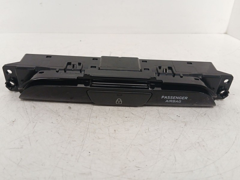 Recambio de interruptor para hyundai i30 (pde, pd, pden) 1.5 referencia OEM IAM 93770G4AA0  