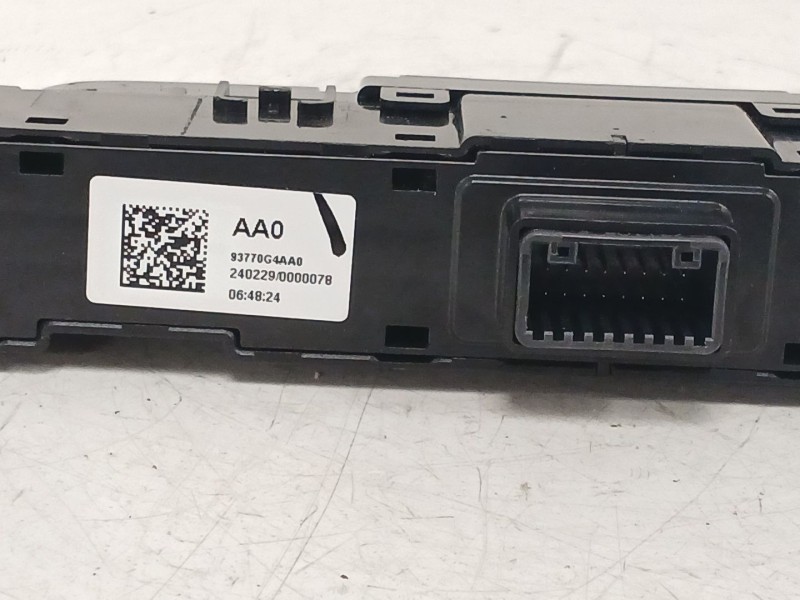 Recambio de interruptor para hyundai i30 (pde, pd, pden) 1.5 referencia OEM IAM 93770G4AA0  