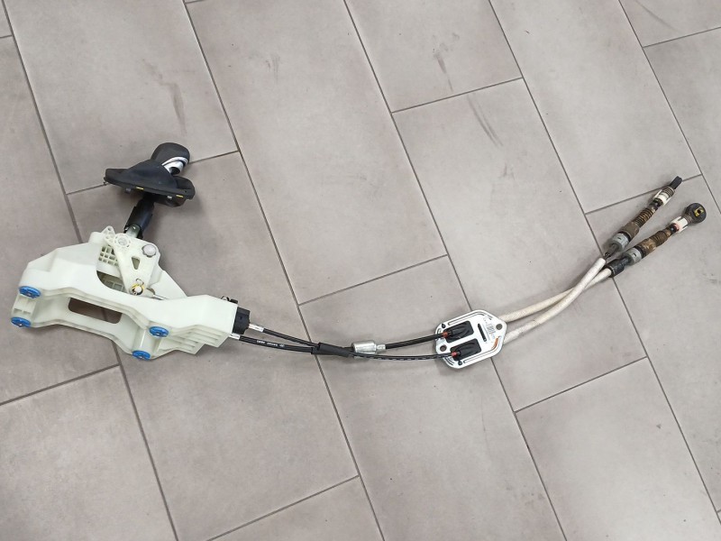 Recambio de palanca cambio para hyundai i30 (pde, pd, pden) 1.5 referencia OEM IAM 4370004120TUO  