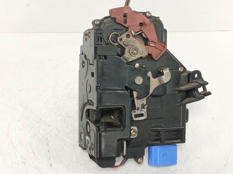 Recambio de cerradura puerta delantera izquierda para audi a3 (8p1) 2.0 tdi 16v referencia OEM IAM 4E1837015  