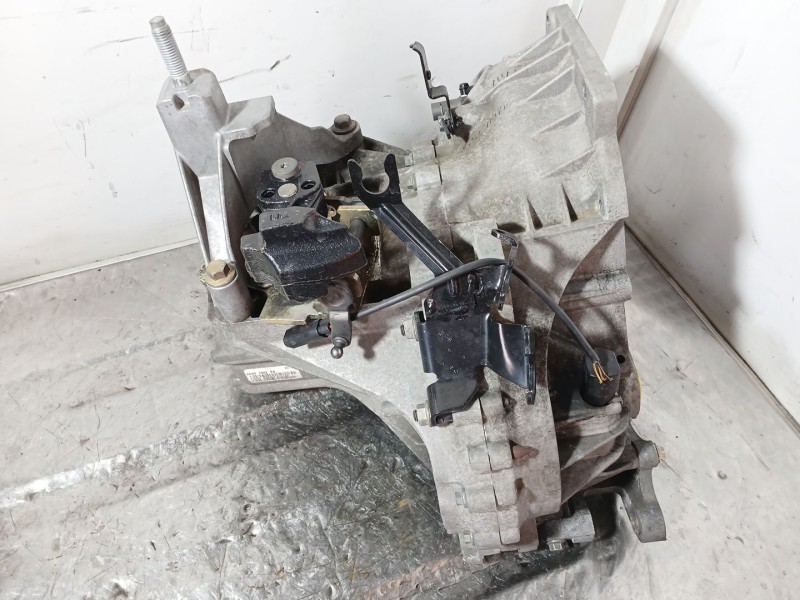 Recambio de caja cambios para ford focus i (daw, dbw) 1.8 tdci referencia OEM IAM 2S4R7002  