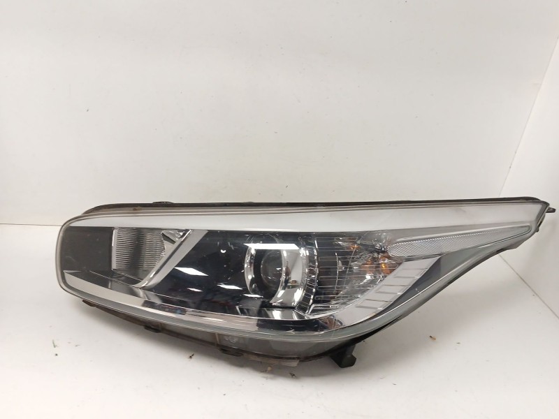 Recambio de faro izquierdo para kia cee´d (jd) 1.6 crdi 110 referencia OEM IAM L009A011L3J  