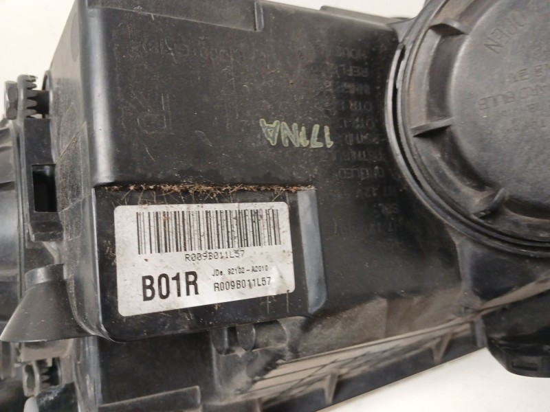 Recambio de faro derecho para kia cee´d (jd) 1.6 crdi 110 referencia OEM IAM R009B011L57  