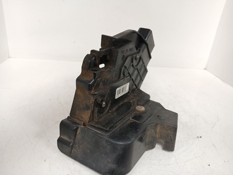 Recambio de cerradura puerta delantera derecha para ford focus ii (da_, hcp, dp) 1.6 referencia OEM IAM 3M5AR21813ET  