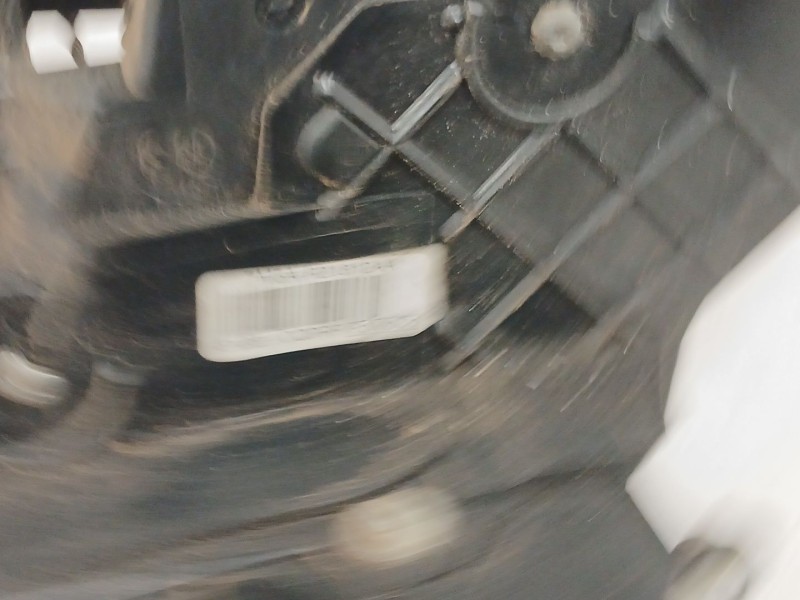 Recambio de cerradura puerta delantera derecha para ford focus ii (da_, hcp, dp) 1.6 referencia OEM IAM 3M5AR21813ET  