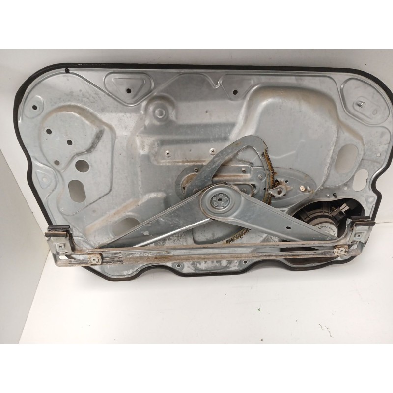 Recambio de elevalunas delantero derecho para ford focus ii (da_, hcp, dp) 1.6 referencia OEM IAM 984697203  