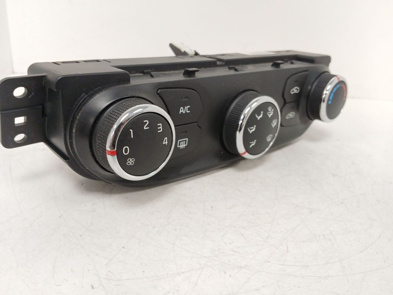 Recambio de mando calefaccion / aire acondicionado para kia cee´d (jd) 1.6 crdi 110 referencia OEM IAM   