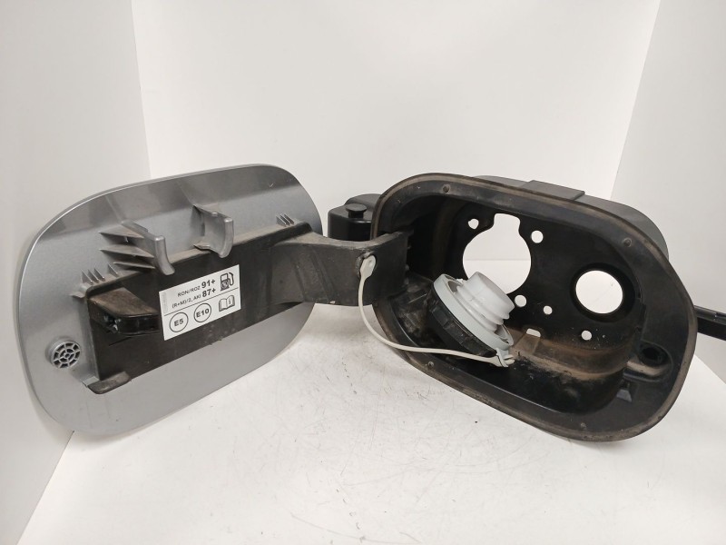 Recambio de tapa exterior combustible para hyundai i30 (pde, pd, pden) 1.5 referencia OEM IAM   