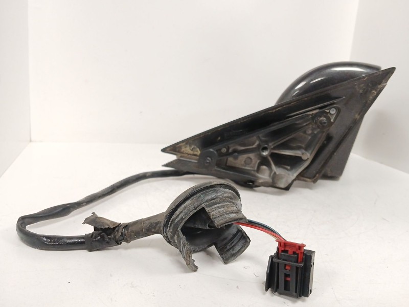 Recambio de retrovisor derecho para audi a3 (8p1) 2.0 tdi 16v referencia OEM IAM   