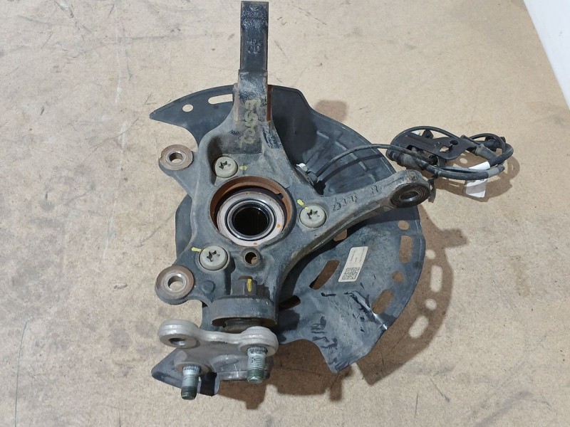 Recambio de mangueta delantera derecha para hyundai i30 (pde, pd, pden) 1.5 referencia OEM IAM   