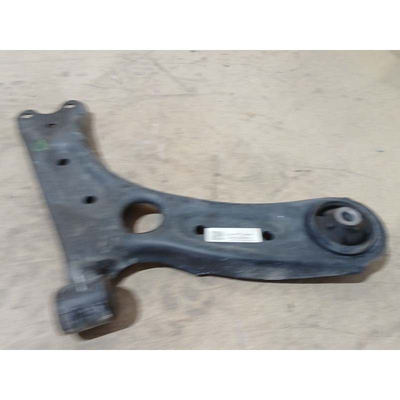 Recambio de brazo suspension inferior delantero izquierdo para hyundai i30 (pde, pd, pden) 1.5 referencia OEM IAM 54501G4AA0  