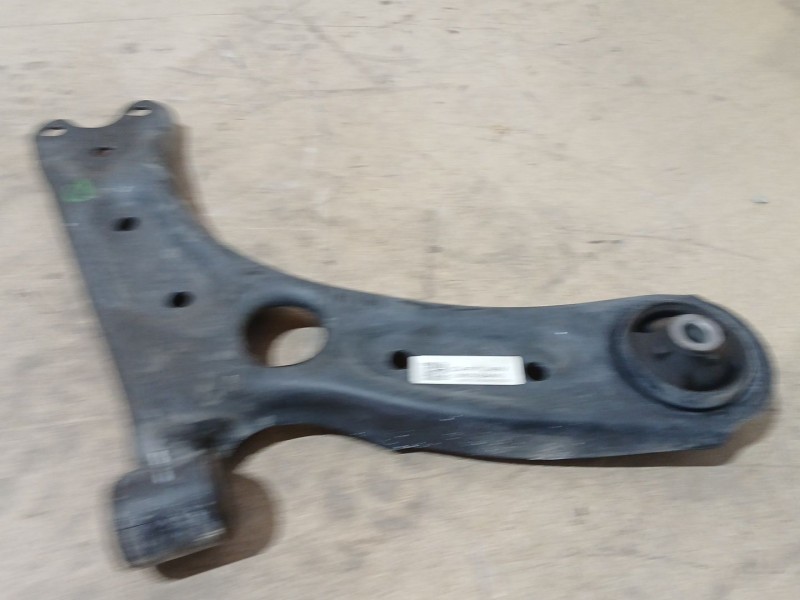 Recambio de brazo suspension inferior delantero izquierdo para hyundai i30 (pde, pd, pden) 1.5 referencia OEM IAM 54501G4AA0  