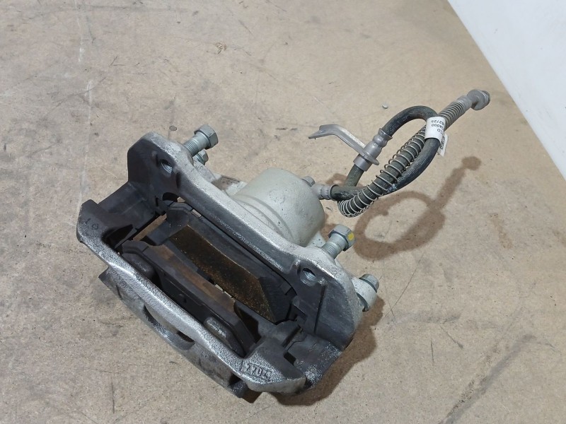 Recambio de pinza freno delantera derecha para hyundai i30 (pde, pd, pden) 1.5 referencia OEM IAM 16R  
