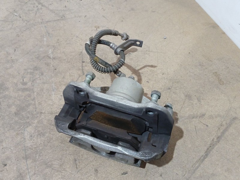 Recambio de pinza freno delantera izquierda para hyundai i30 (pde, pd, pden) 1.5 referencia OEM IAM 16L  