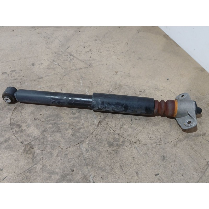 Recambio de amortiguador trasero izquierdo para hyundai i30 (pde, pd, pden) 1.5 referencia OEM IAM 55300G000  